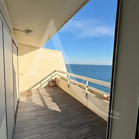 T2 Vue Avec Parking Et Wifi Apartman *